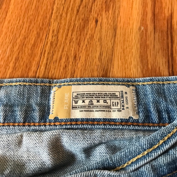 🌸GAP 1969 Flared Jeans - Picture 5 of 6